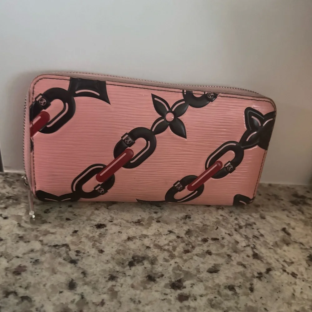 Louis Vuitton EPI Pink Zippy Long Wallet Chain & Flower Pattern